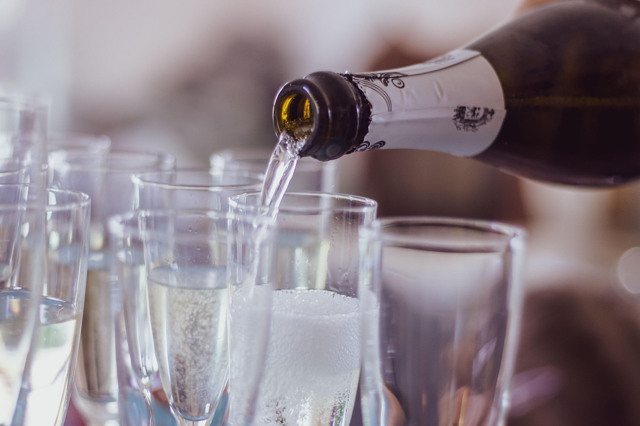 champagne-5416512_1280